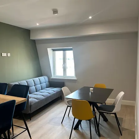 Top Floor Central * Dublin